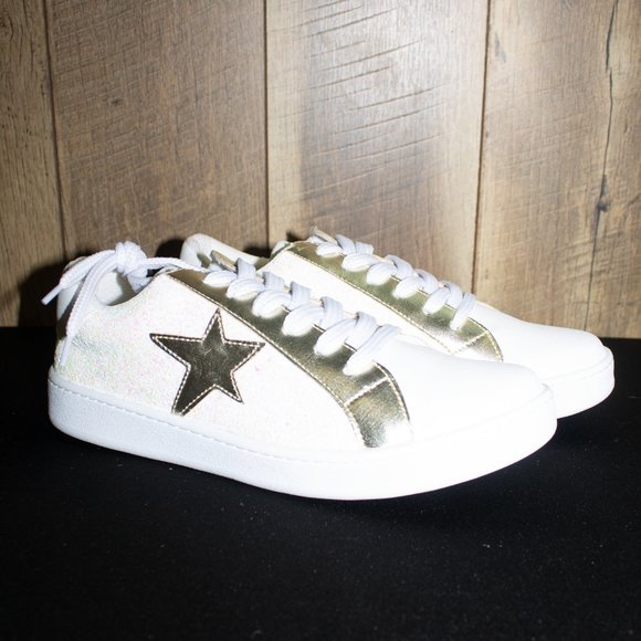 White Sneaker - Picture 8 of 10